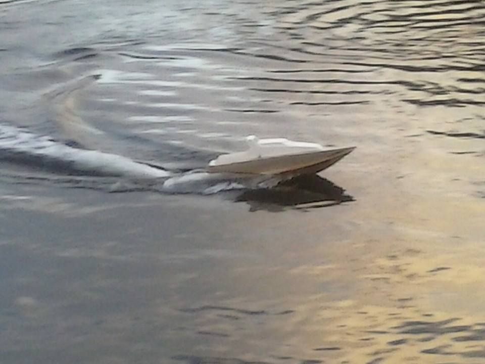 Picture is of just coming out of a turn at full powerCan see how it