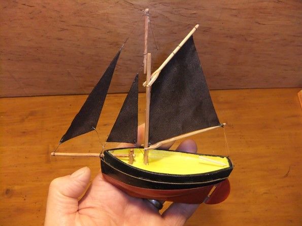 Miniature Sailing Models - Build Features