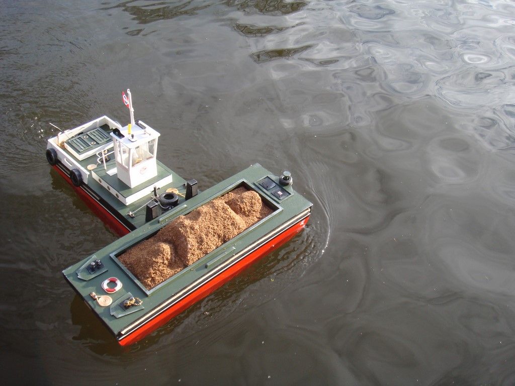 rc push boat