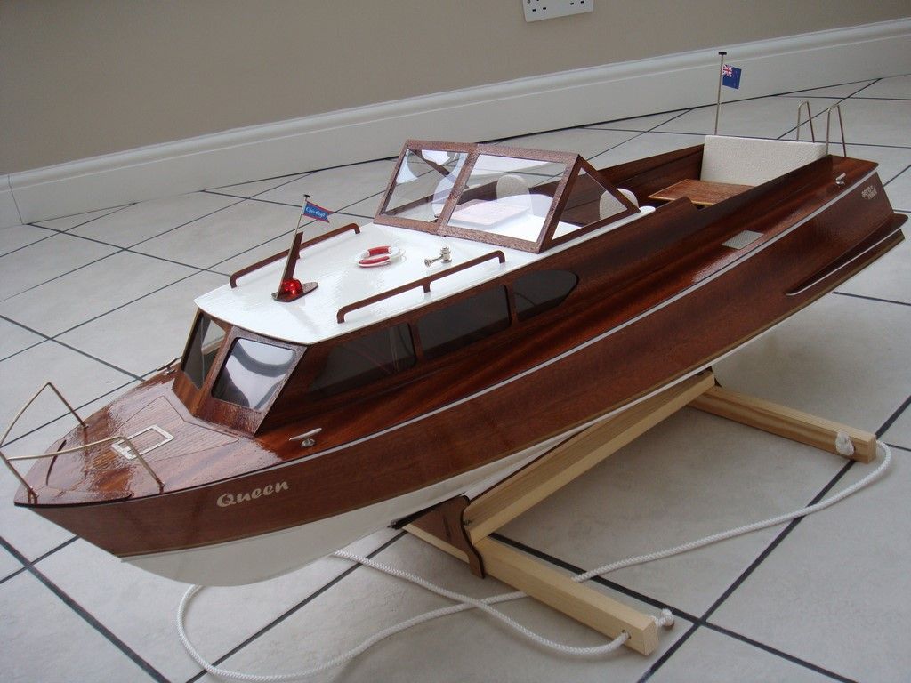 rc cabin cruiser