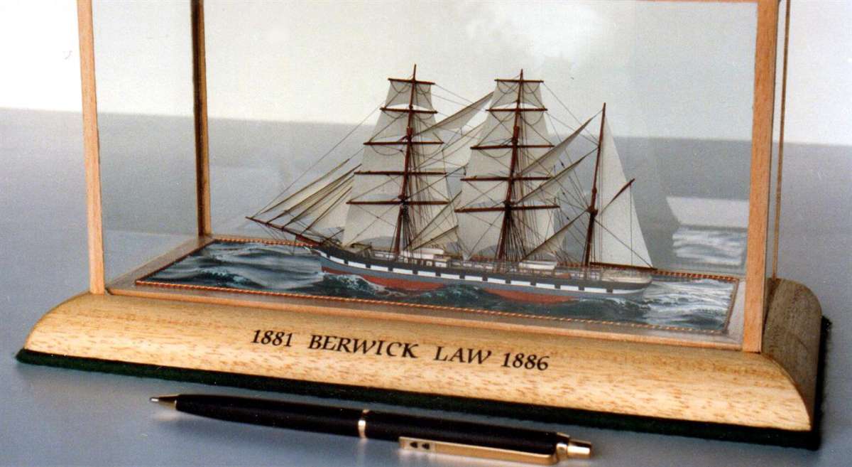 196 Berwick Law 50 feet to 1 inch (Medium)
