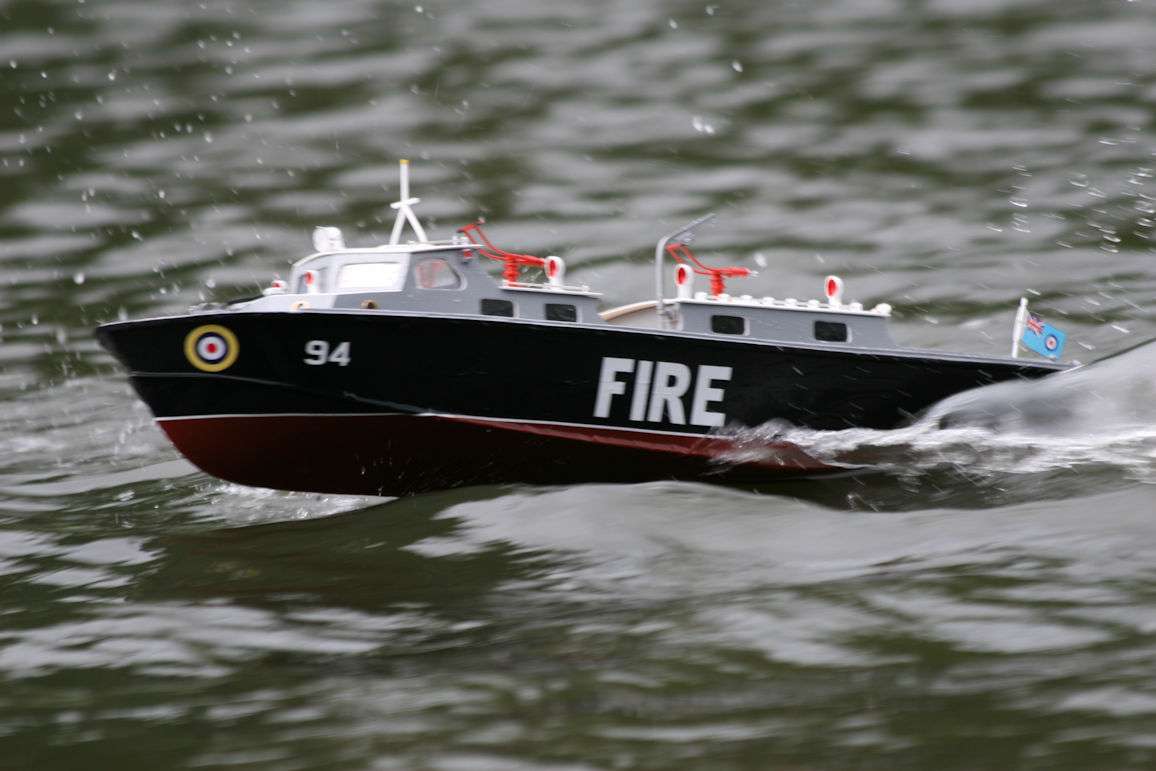 26-07-09-19WiltonParkFireTender2