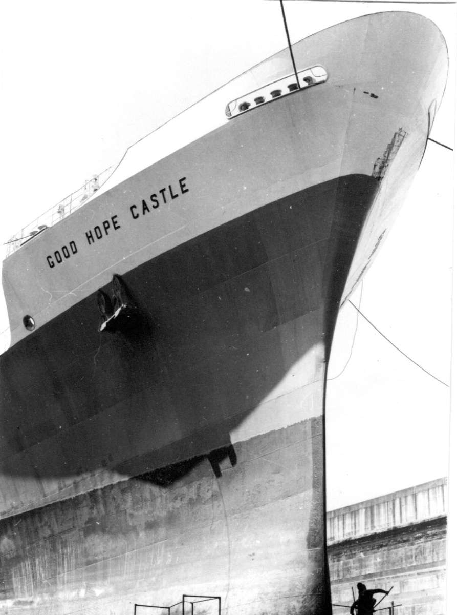 38  RMS Good Hope Castle In Drydock