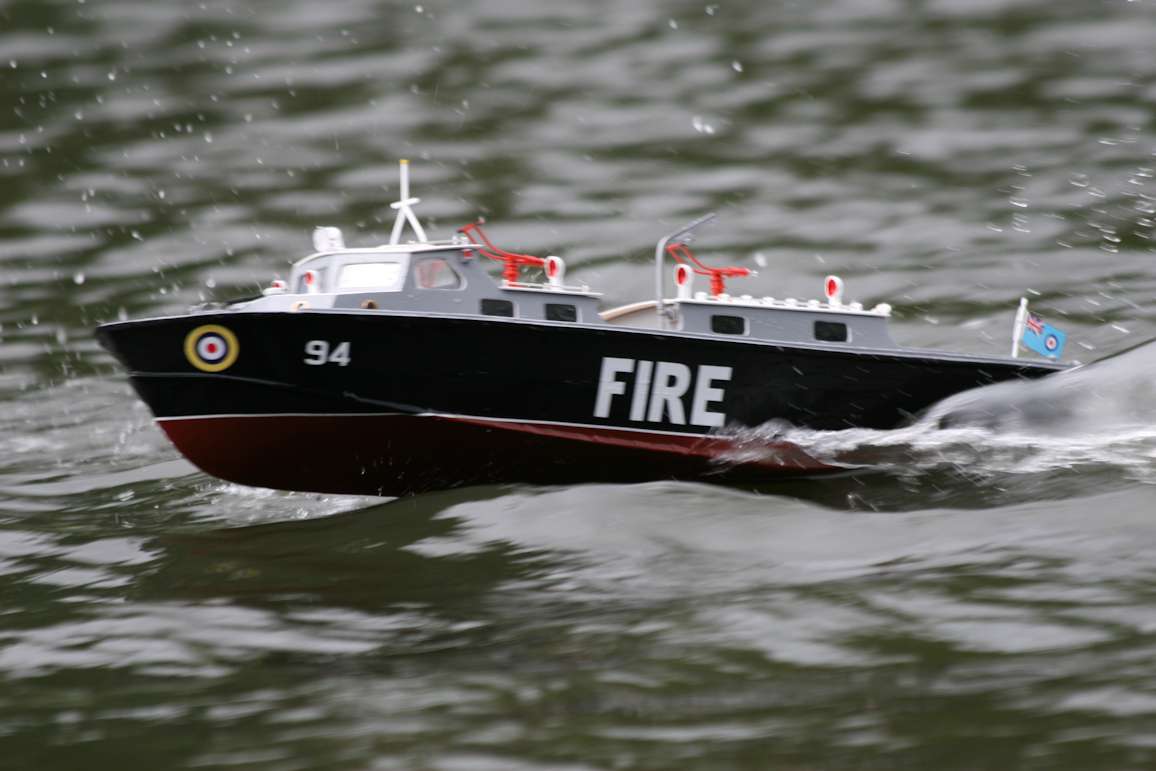 26-07-09-19WiltonParkFireTender2