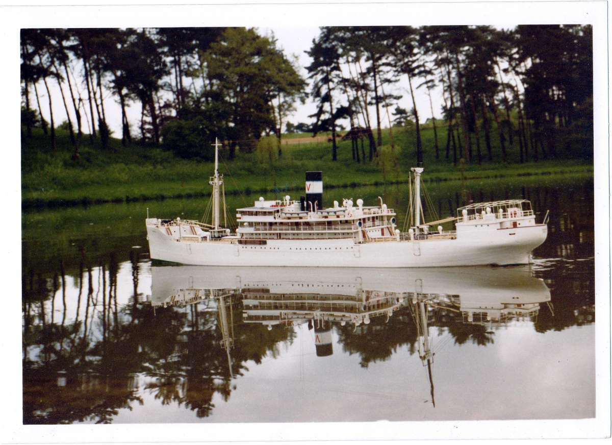 Granada Afloat