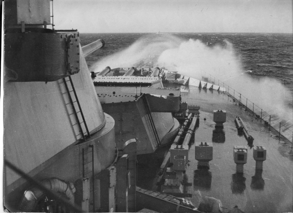 navy 1.jpg navy 1.jpg