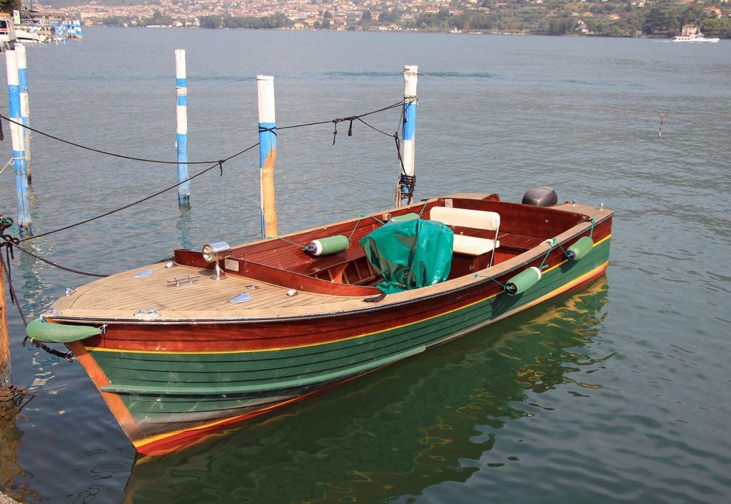 italian speedboat (003).jpg italian speedboat (003).jpg
