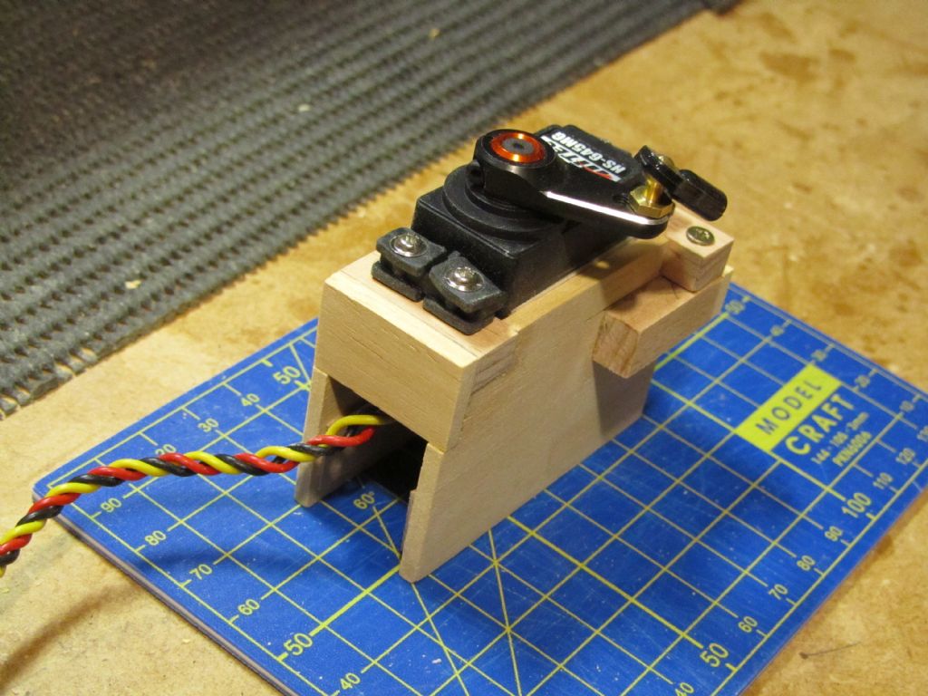 servo 3.jpg servo 3.jpg