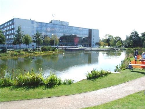 http://www.modelboats.co.uk/wp-content/uploads/sites/5/images/member_albums/1716/Birchwood-Show-2006-0012.JPG