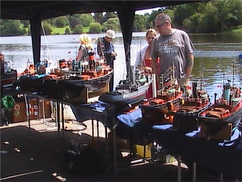 http://www.modelboats.co.uk/wp-content/uploads/sites/5/images/member_albums/1989/HPNX0155.JPG