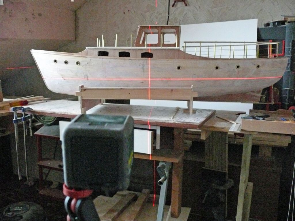 laser waterline.jpg laser waterline.jpg