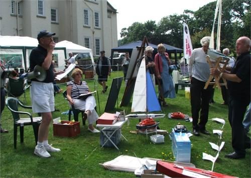 http://www.modelboats.co.uk/wp-content/uploads/sites/5/images/member_albums/2674/Regatta_2008_Colwyn_Bay.jpg
