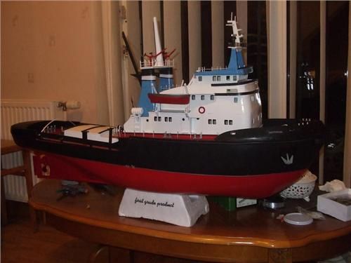 http://www.modelboats.co.uk/wp-content/uploads/sites/5/images/member_albums/2758/045_(Large).jpg