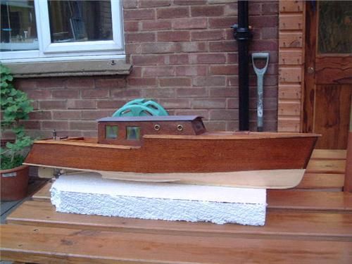 http://www.modelboats.co.uk/wp-content/uploads/sites/5/images/member_albums/3524/DSCF0079.JPG