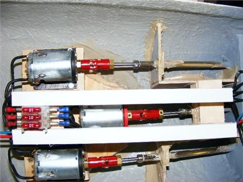 http://www.modelboats.co.uk/wp-content/uploads/sites/5/images/member_albums/3926/home_aug_045.jpg