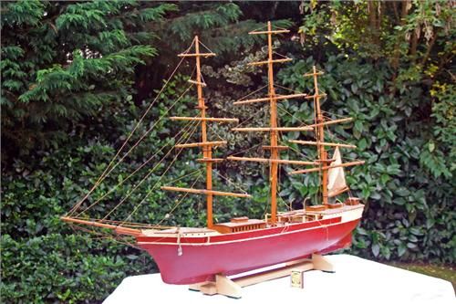 http://www.modelboats.co.uk/wp-content/uploads/sites/5/images/member_albums/4097/Clipper2a.jpg